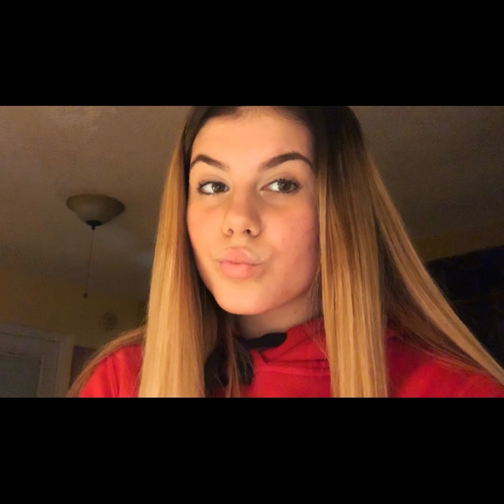 Meet your Posher, Brielle